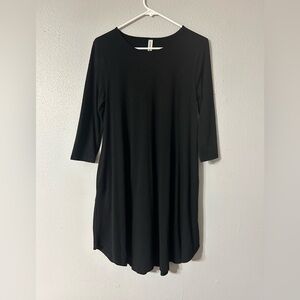 Zenana Outfitters Elegant Black Long Sleeve Dress